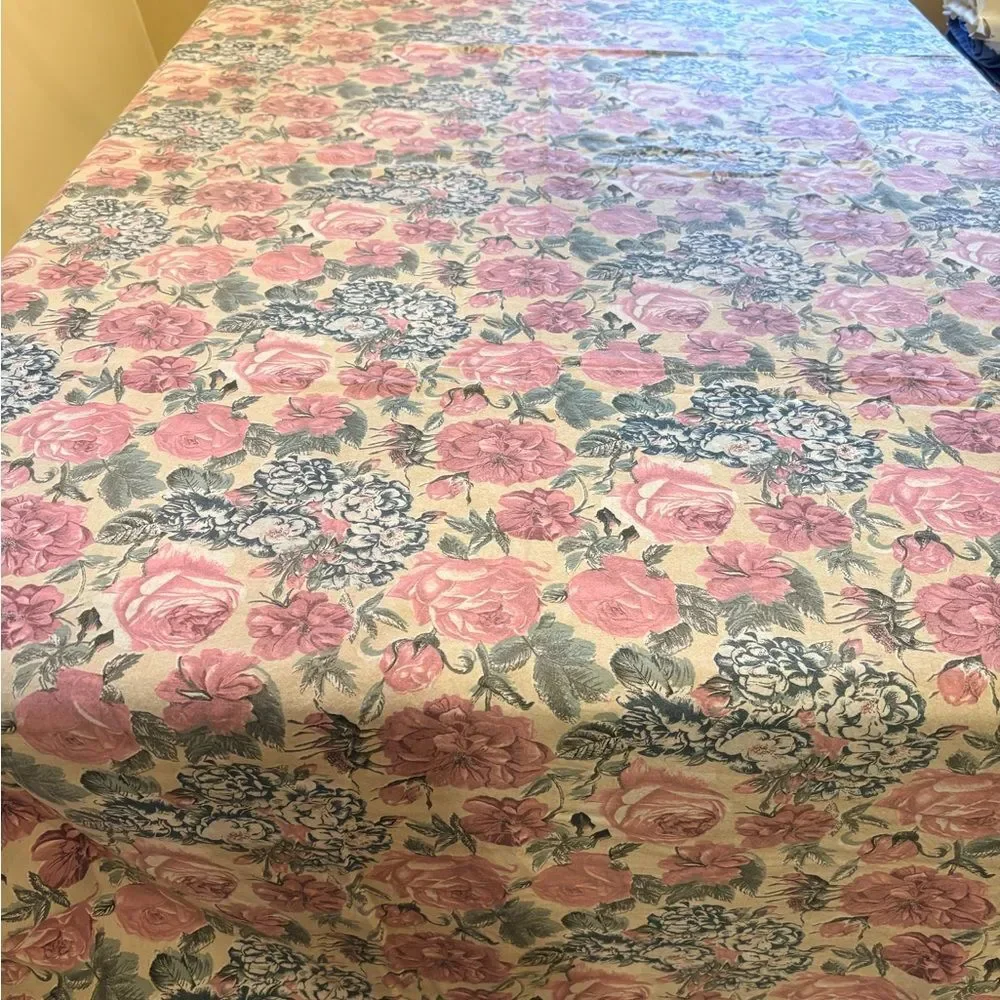 Floral Purple Rose Tablecloth